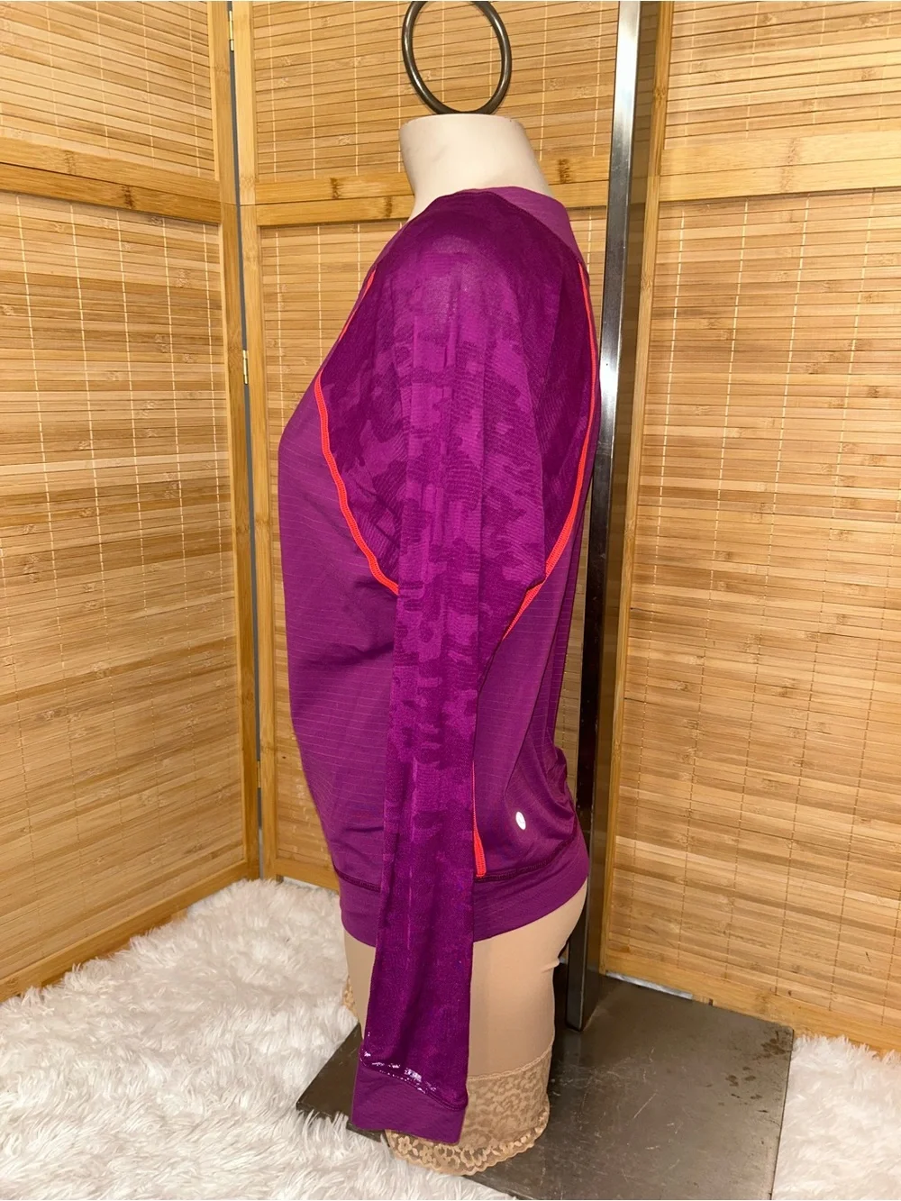 Lululemon Run For Days Women Size 4/6 Purple Regal Plum Long Sleeve Shirt